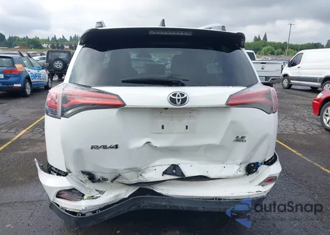 2018 Toyota Rav4 Le z USA, uszkodzony, nr VIN 2T3BFREV7JW747298